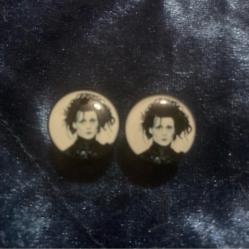 🔥5 for $25🔥 Gothic Edward Scissorhands 12mm 1/2” Screw Back Plugs